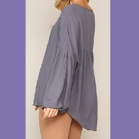 New GIGIO Size M Gray Textured Balloon Sleeve Tunic Top Front Tassel Oversized - Picture 4 of 5